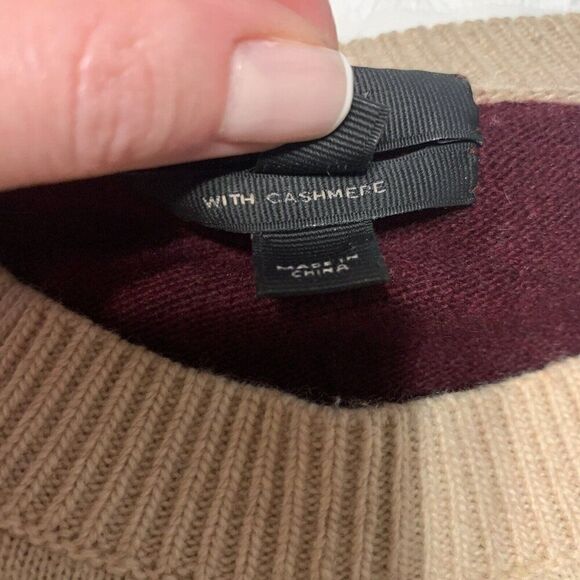 J Crew Womens Beige Burgundy Cashmere Long Sleeve Sweater Top Large - Picture 4 of 7